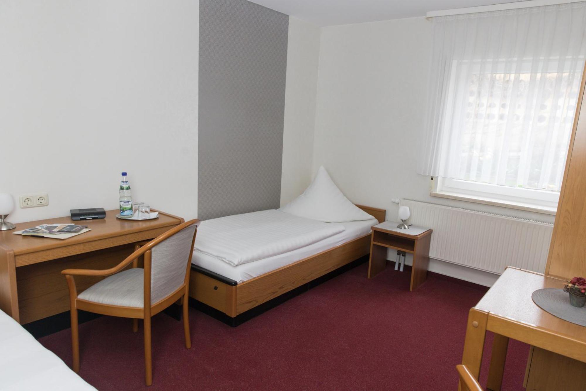 Pension Der Kleine Nachbar Гота Экстерьер фото